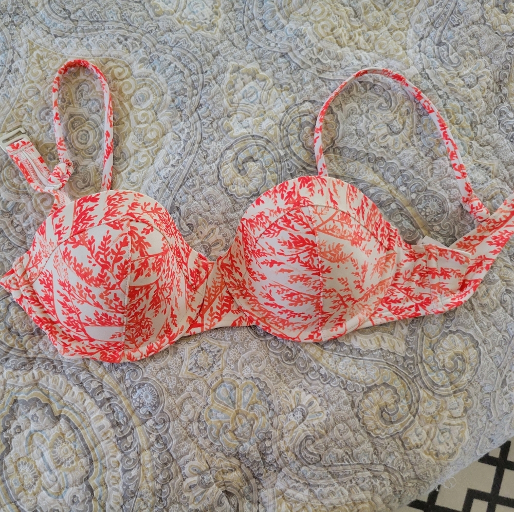 Bathing suit top
